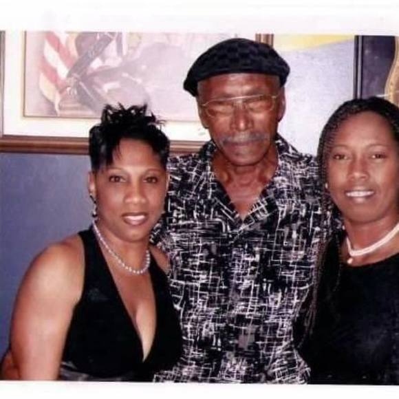 Meet your Posher, Barbara - Picture 1 of 1